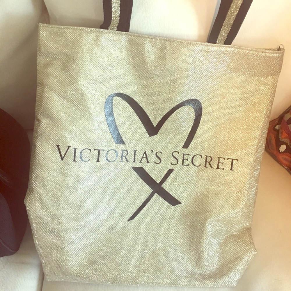 Victoria’s Secret overnight bag